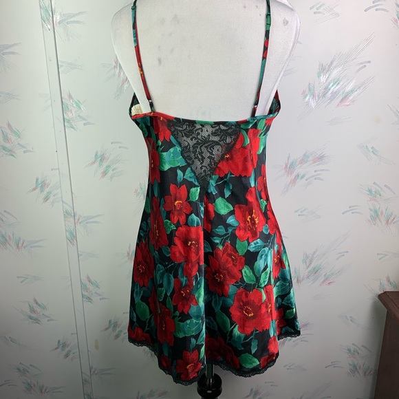 Victoria’s Secret Vintage Chemise Red Green Floral - Picture 5 of 7
